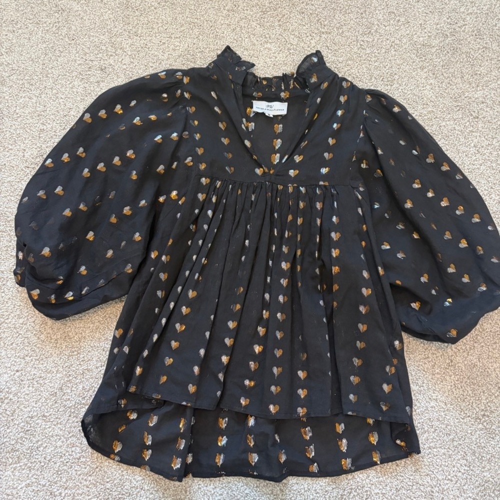 Never A Wallflower Heart Of Gold Blouse Womens S Black Puff Sleeve Preppy Top